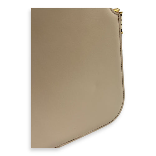 Cream Touch Shoulder Bag White in Calfskin, Gold hardware
