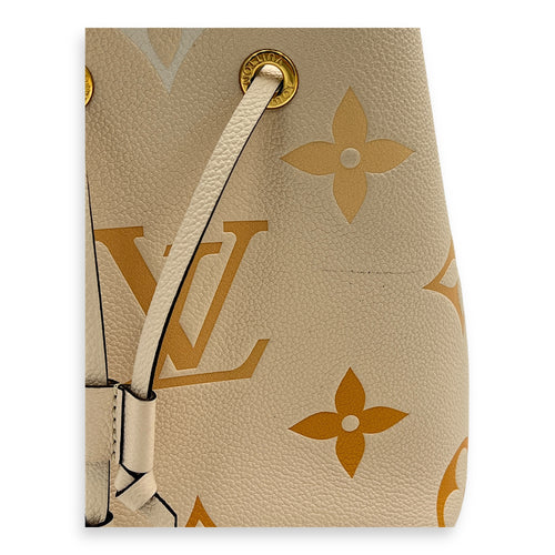 NeoNoe Bucket Bag BB Beige in Empreinte Leather, Gold hardware