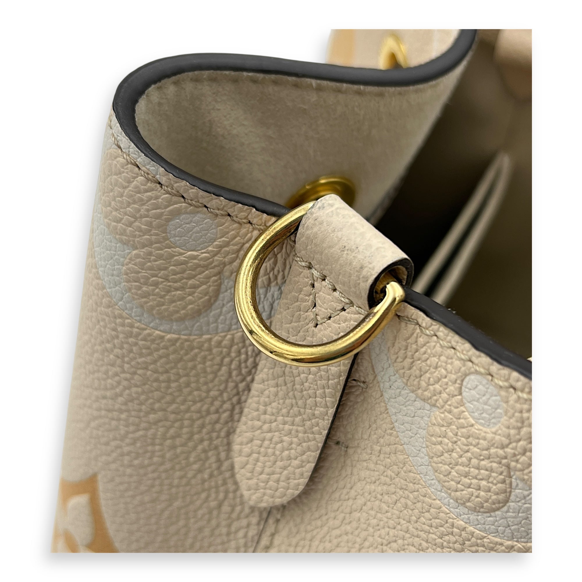 NeoNoe Bucket Bag BB Beige in Empreinte Leather, Gold hardware