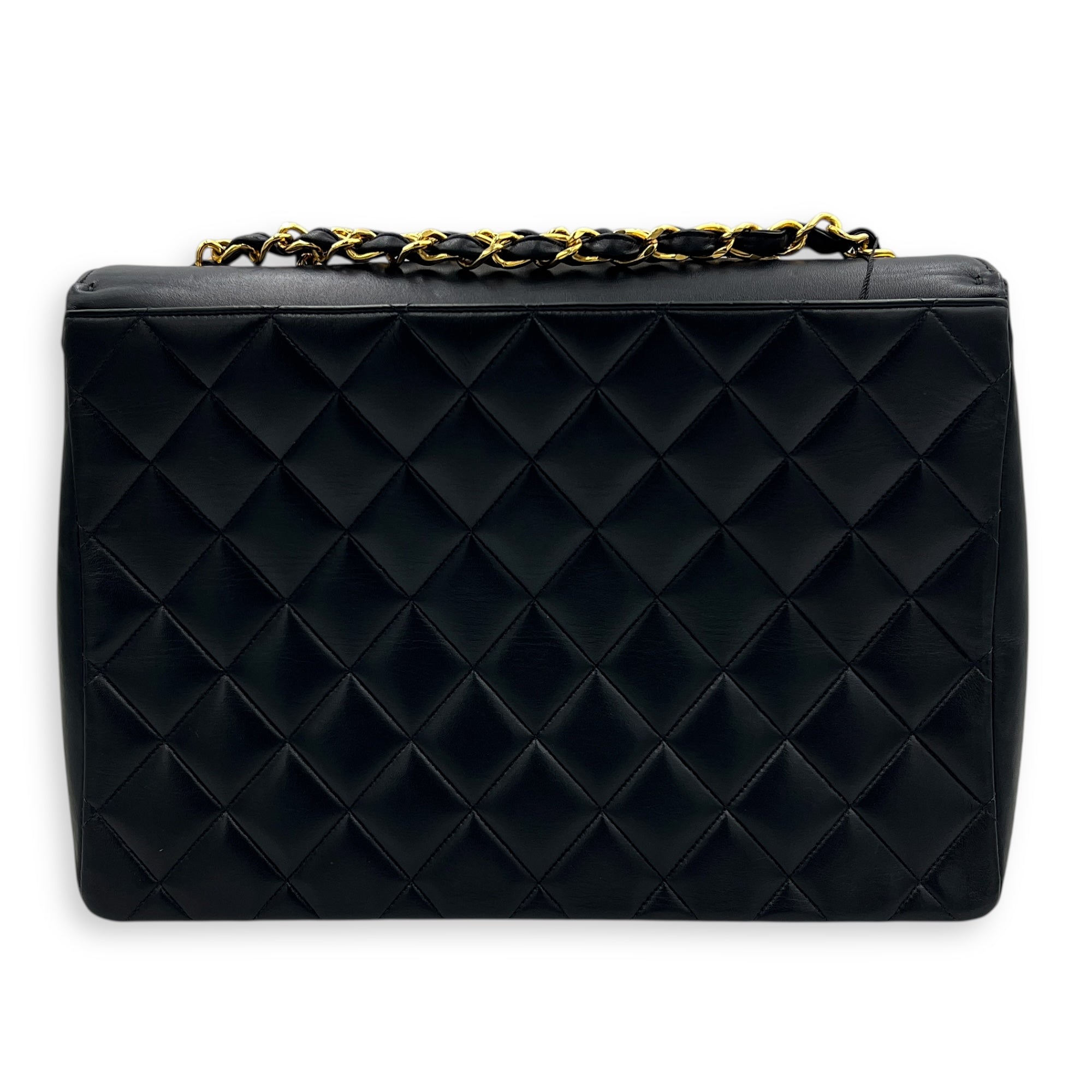 Vintage CC Black Shoulder Bag in Lambskin, Gold hardware