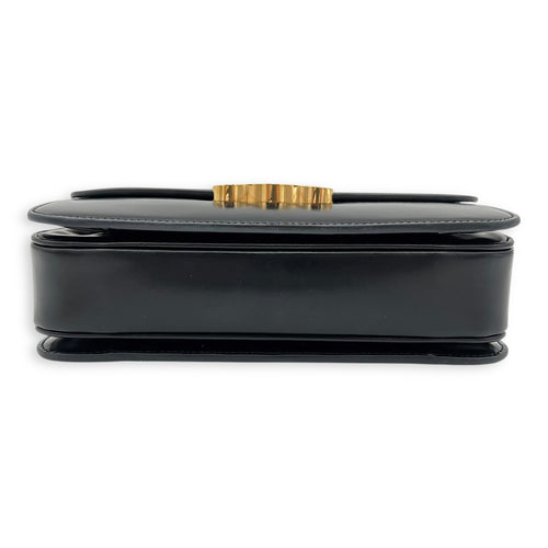 Triomphe Shoulder Bag Black in Calfskin, Gold hardware