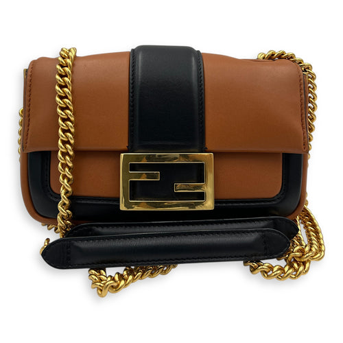 Baguette Brown Shoulder Bag in Lambskin, Gold hardware
