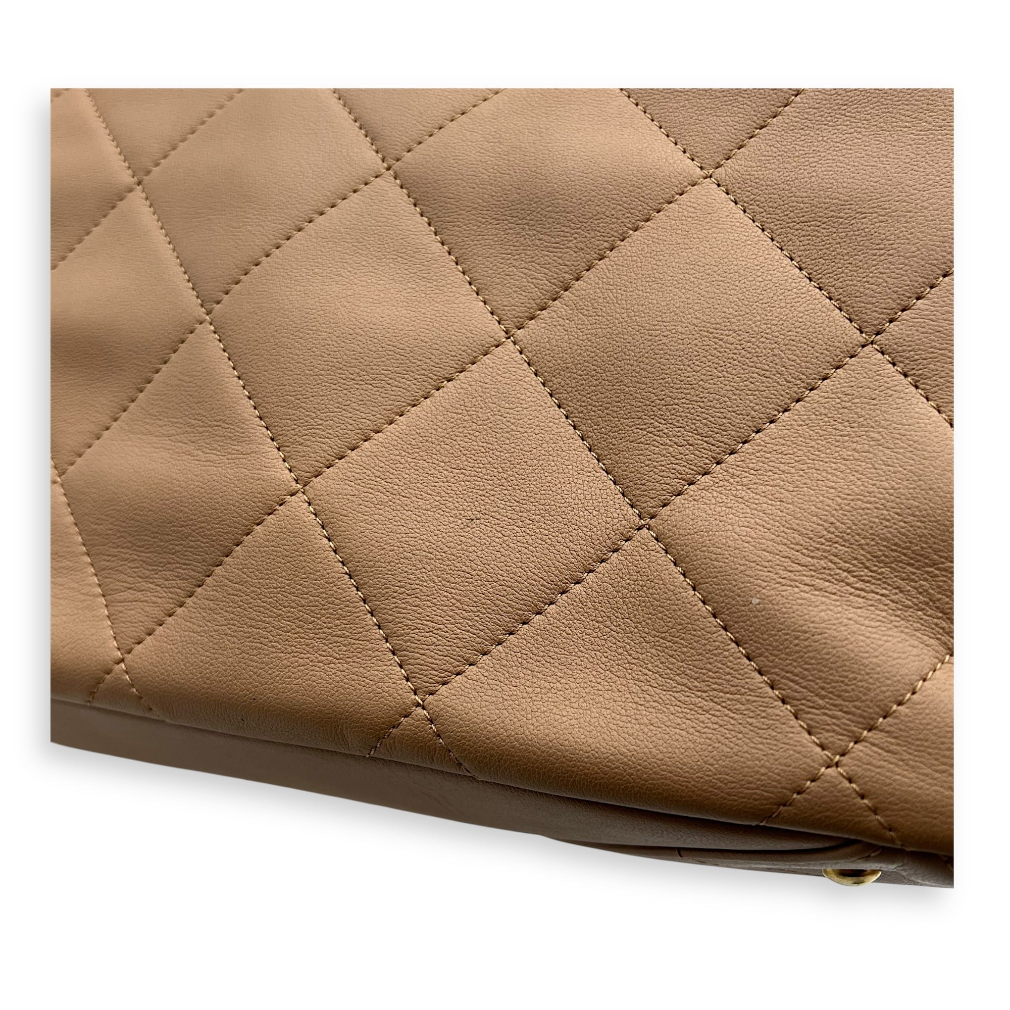 CC Tote Bag Beige in Calfskin, Gold hardware