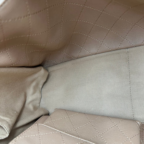 CC Tote Bag Beige in Calfskin, Gold hardware
