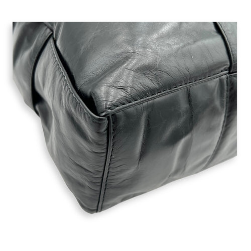 Arco Cassette Shoulder Bag Black in Nappa Leather