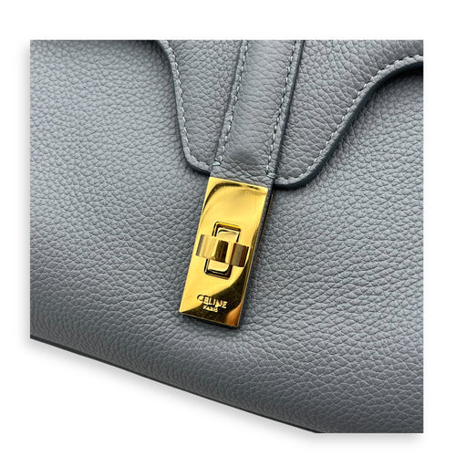 16 Shoulder Bag Blue in Calfskin, Gold hardware