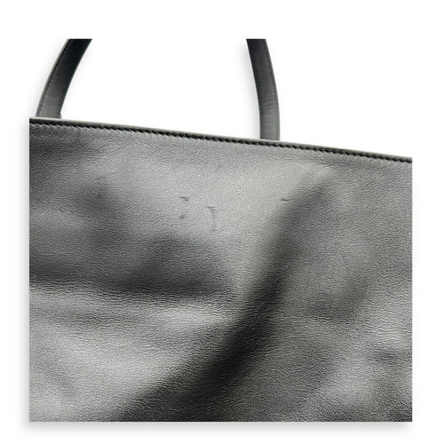 Passenger XL Carry All Tote Bag Black in Calfskin, Silver hardware