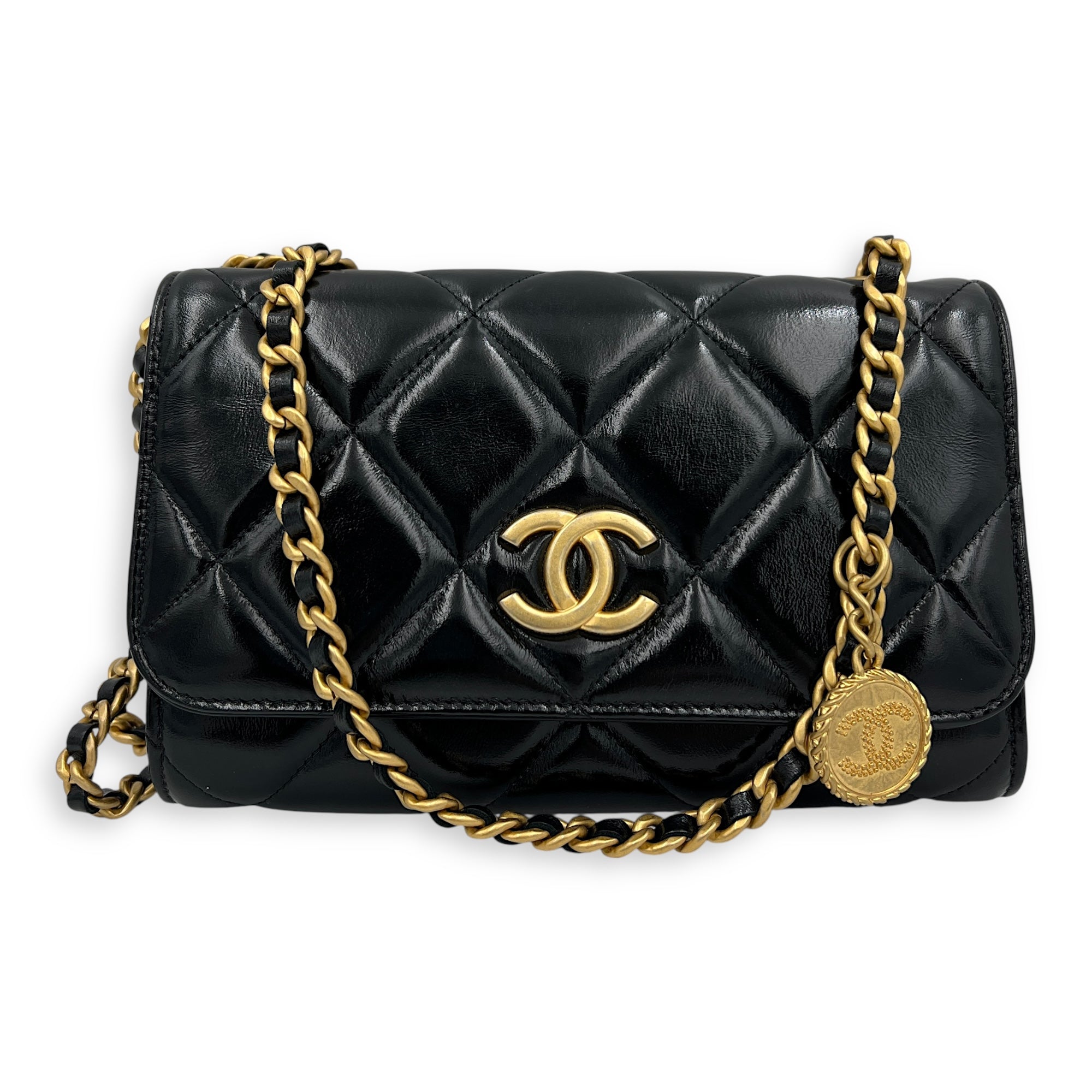 CC Black Wallet On Chain in Patent Leather, Brushed Gold hardware
