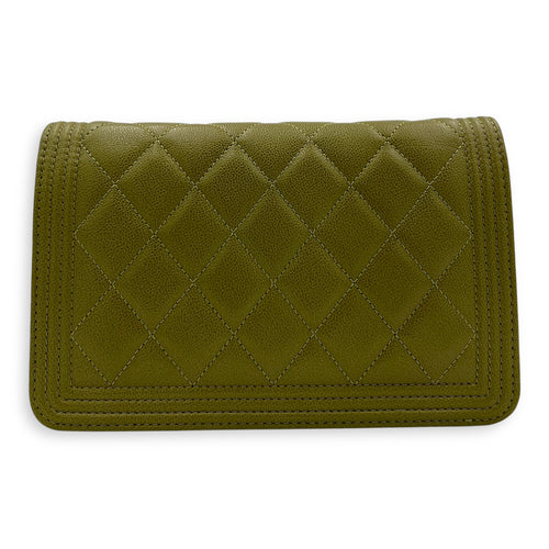 Boy Wallet On Chain Green in Caviar Leather, Gold hardware