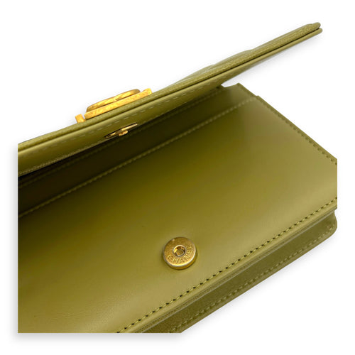 Boy Wallet On Chain Green in Caviar Leather, Gold hardware