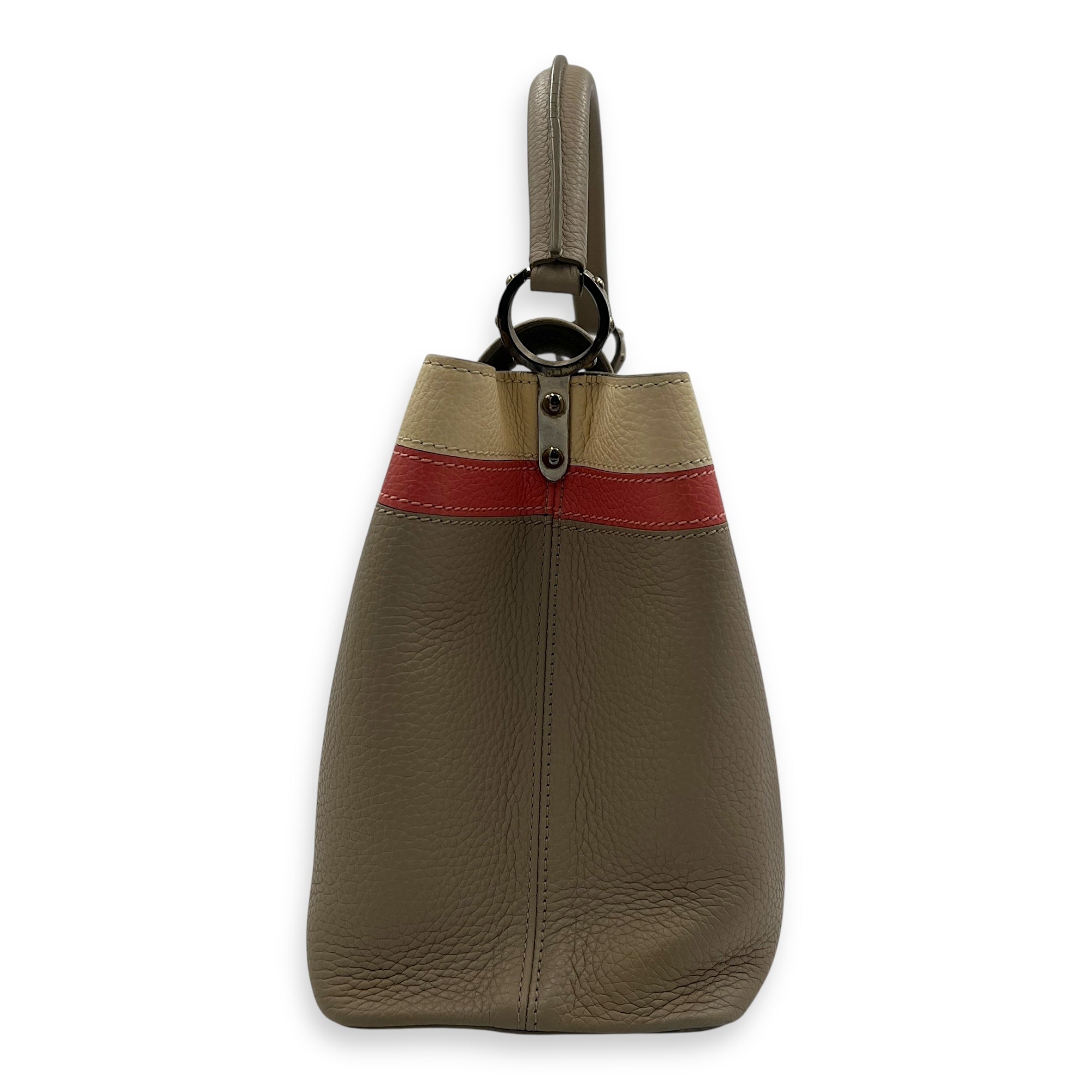 Capucines MM Grey Top Handle Bag in Taurillon Leather, Silver hardware