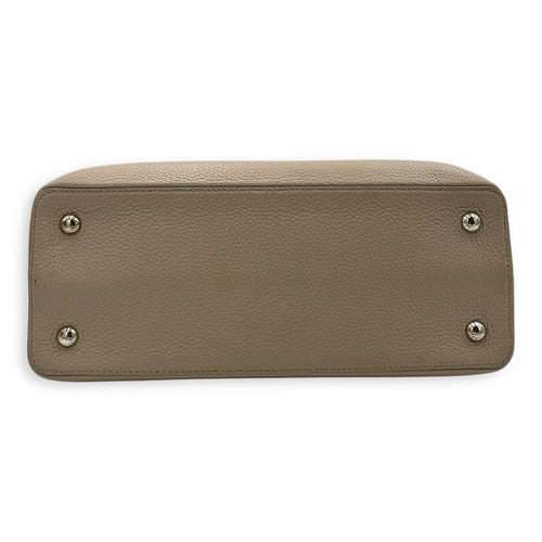Capucines MM Grey Top Handle Bag in Taurillon Leather, Silver hardware