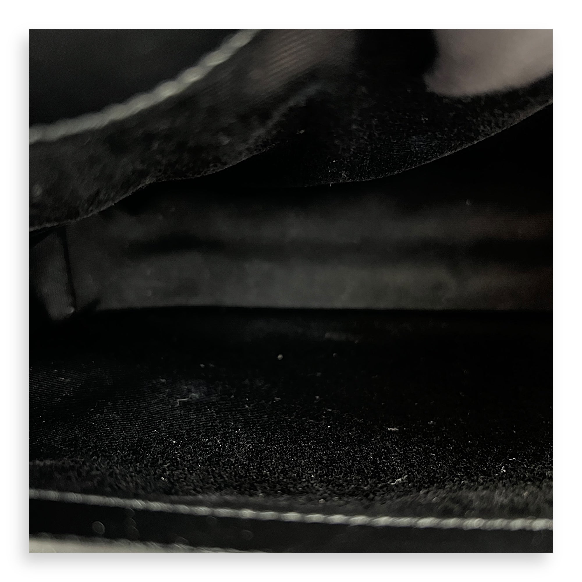 Loulou Shoulder Bag Small Black in Calfskin, Silver hardware