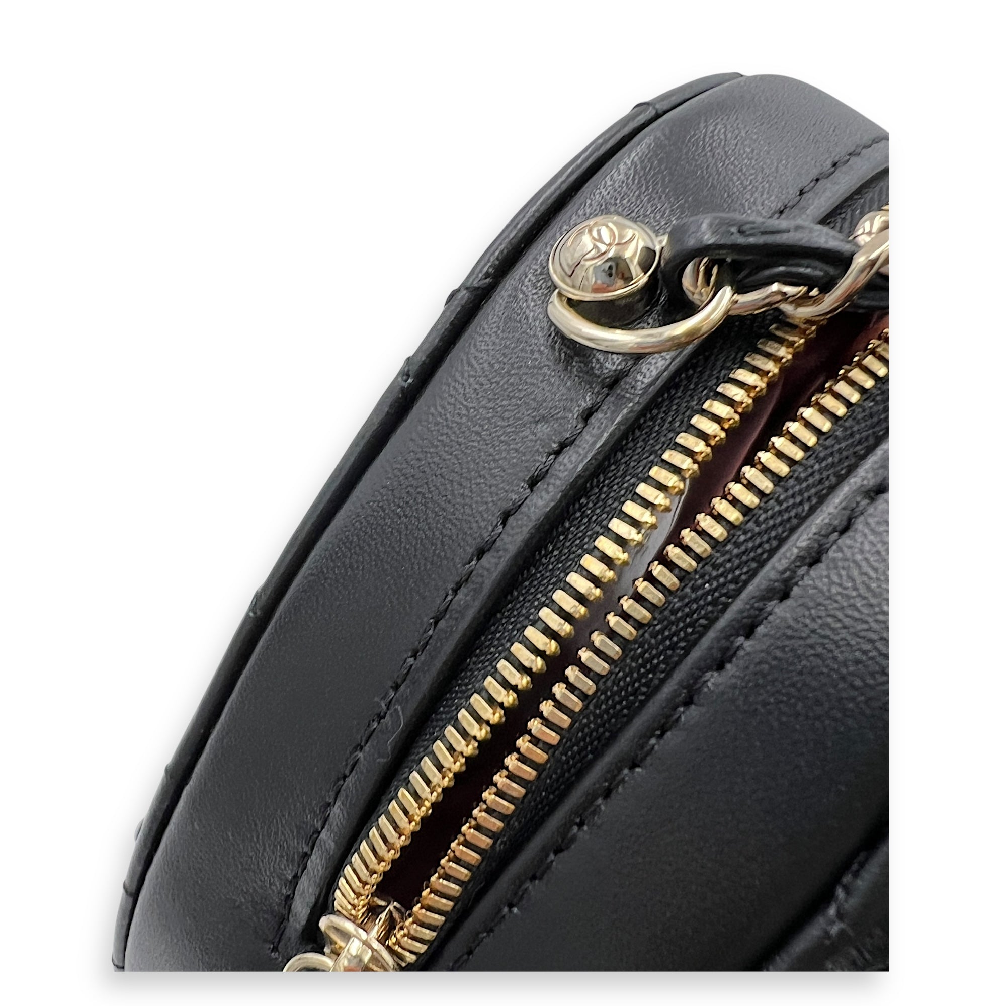 Heart Black Crossbody Bag in Lambskin, Gold hardware
