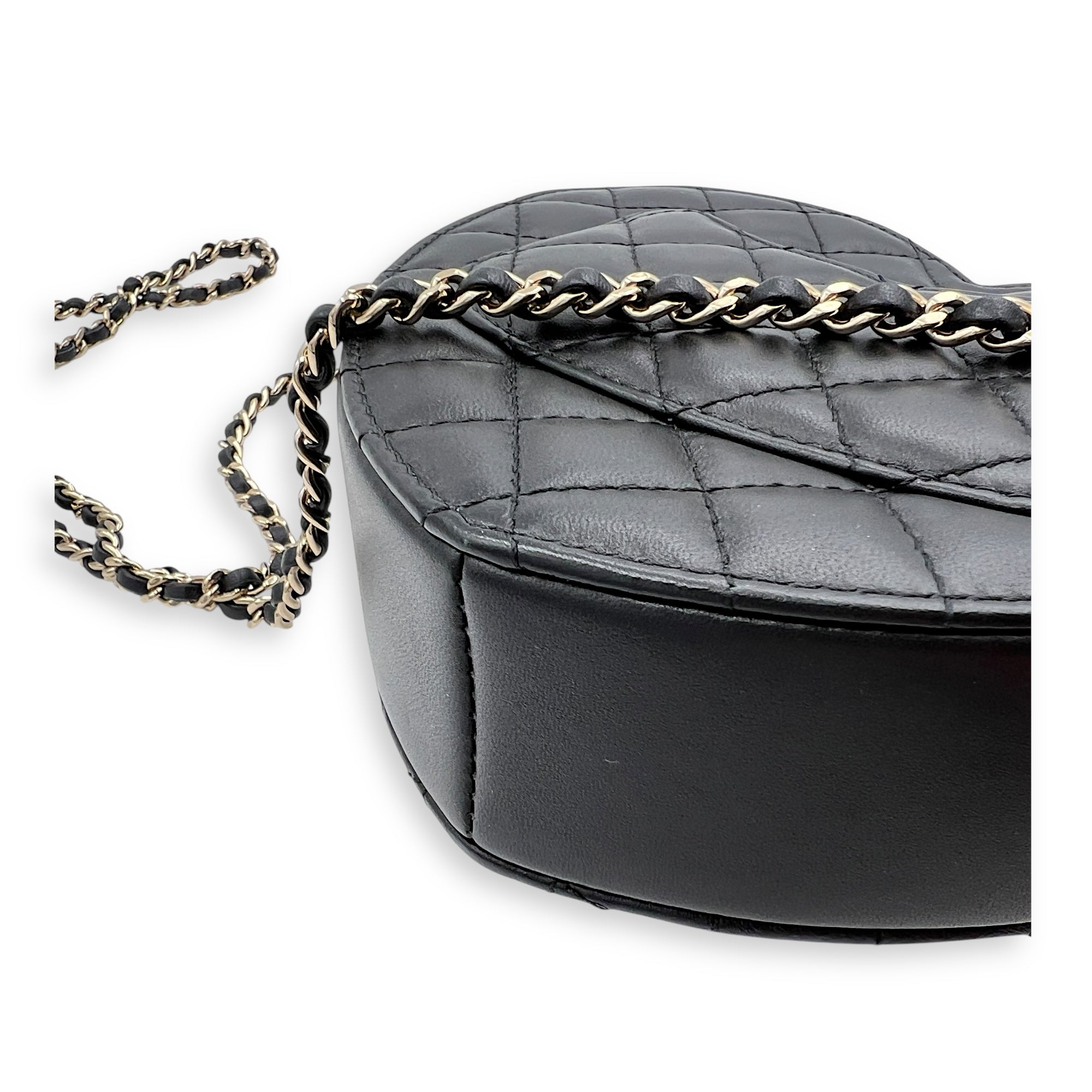 Heart Black Crossbody Bag in Lambskin, Gold hardware