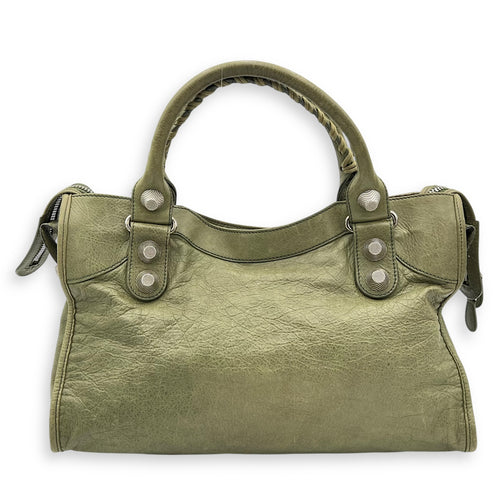 Giant City Shoulder Bag Green in Calfskin, Silver hardware