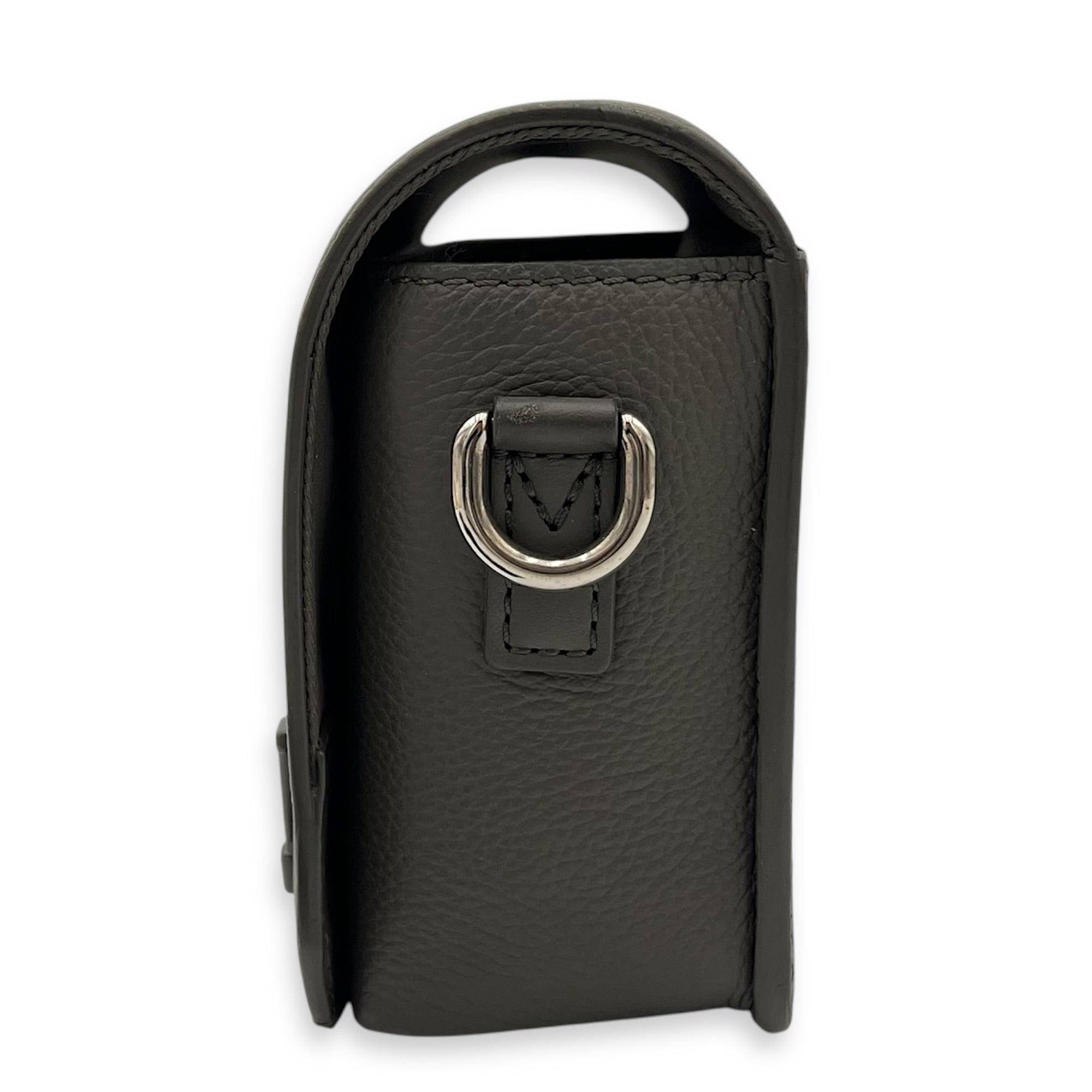 Fastline Wearable Wallet Crossbody Bag Green in Aerogram Leather, Silver hardware