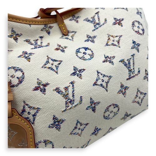 Carryall Shoulder Bag PM White in Canvas, Gold hardware