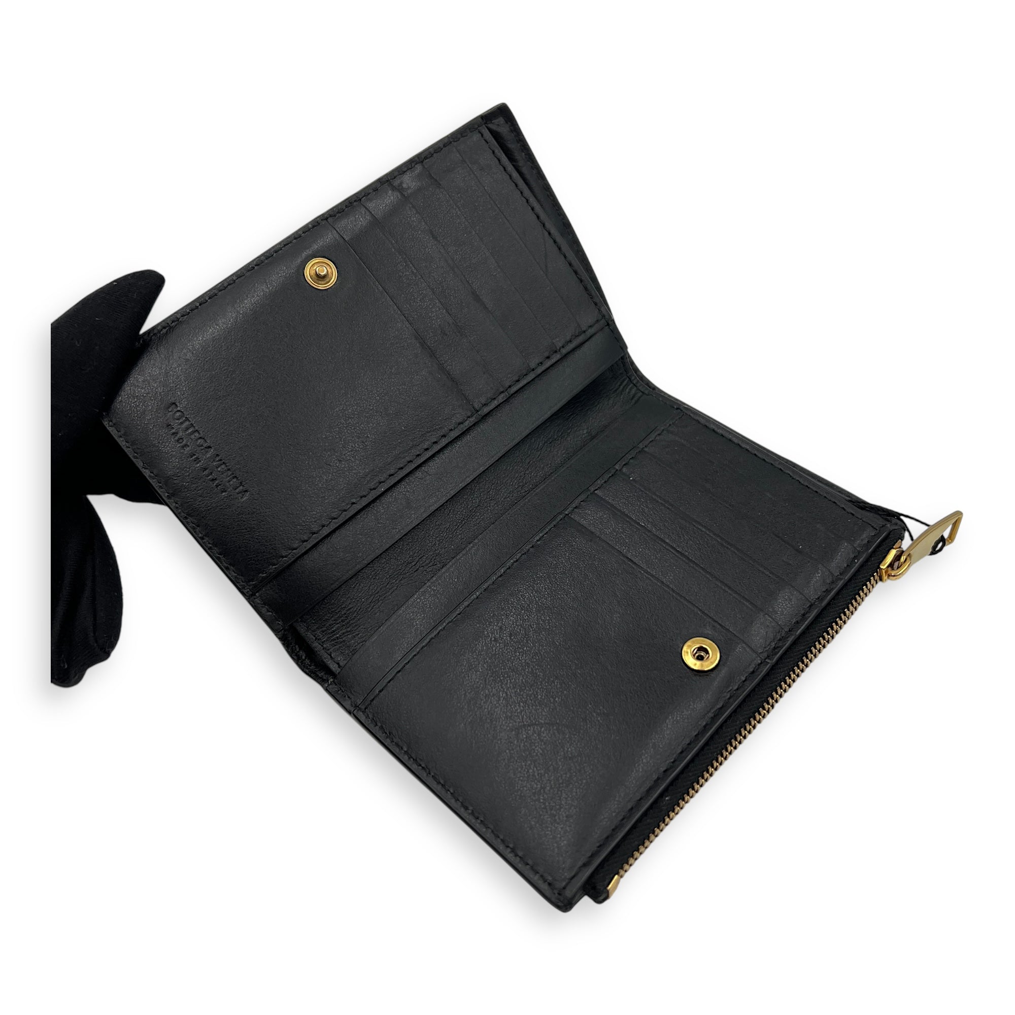 Cassette Wallet Black in Lambskin, Gold hardware