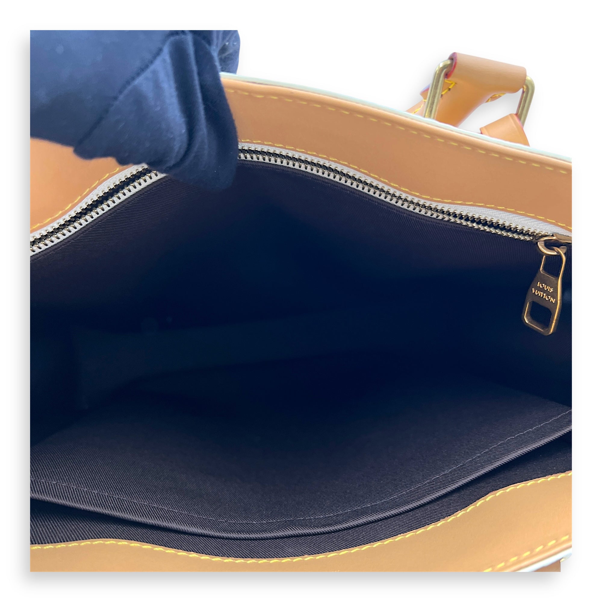 Sac Plat Shoulder Bag White in Coated Canvas, Gold hardware