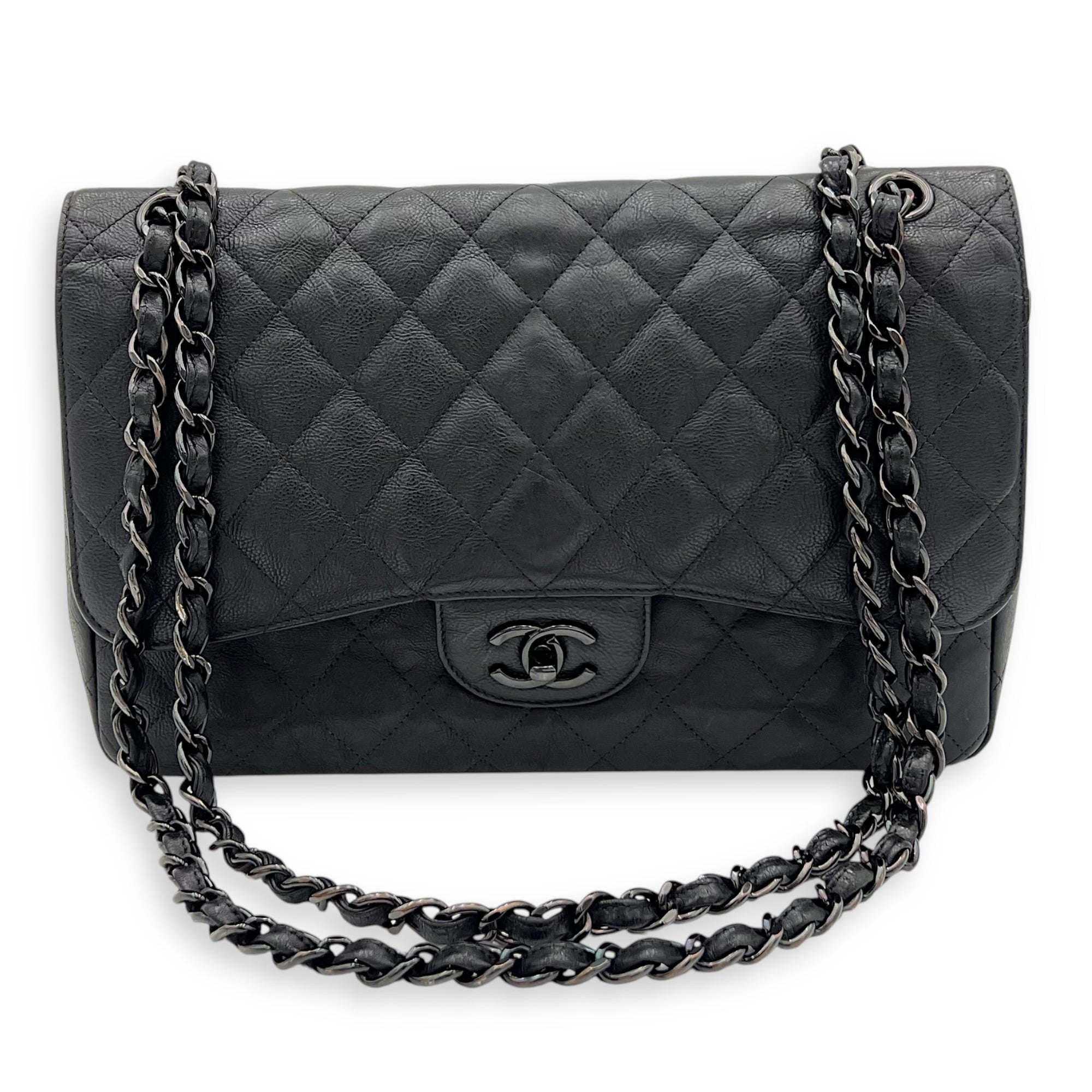 Classic Jumbo Black Shoulder Bag in Calfskin, Black hardware