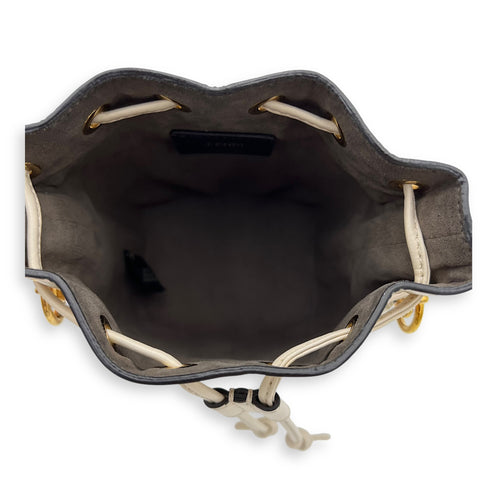 Mon Tresor Bucket Bag White in Embossed Leather, Gold hardware