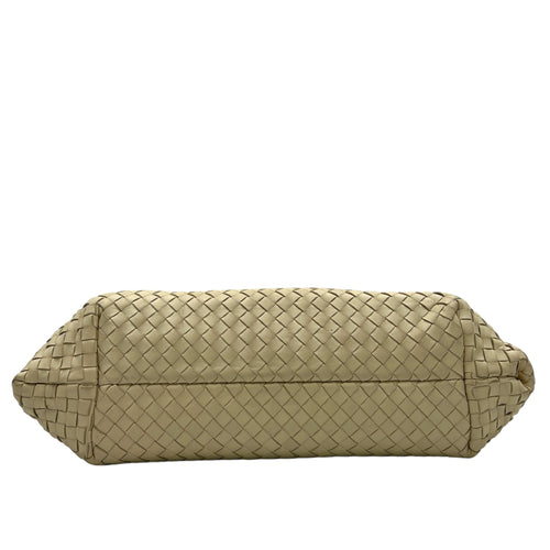 Intrecciato Tote Bag White in Calfskin, Black hardware