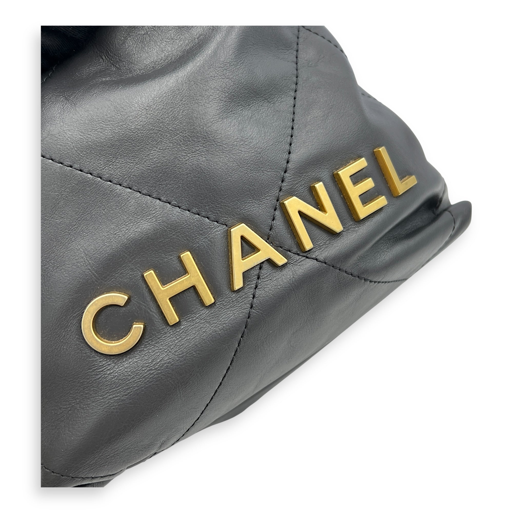 22 Tote Crossbody Bag Grey in Lambskin, Gold hardware