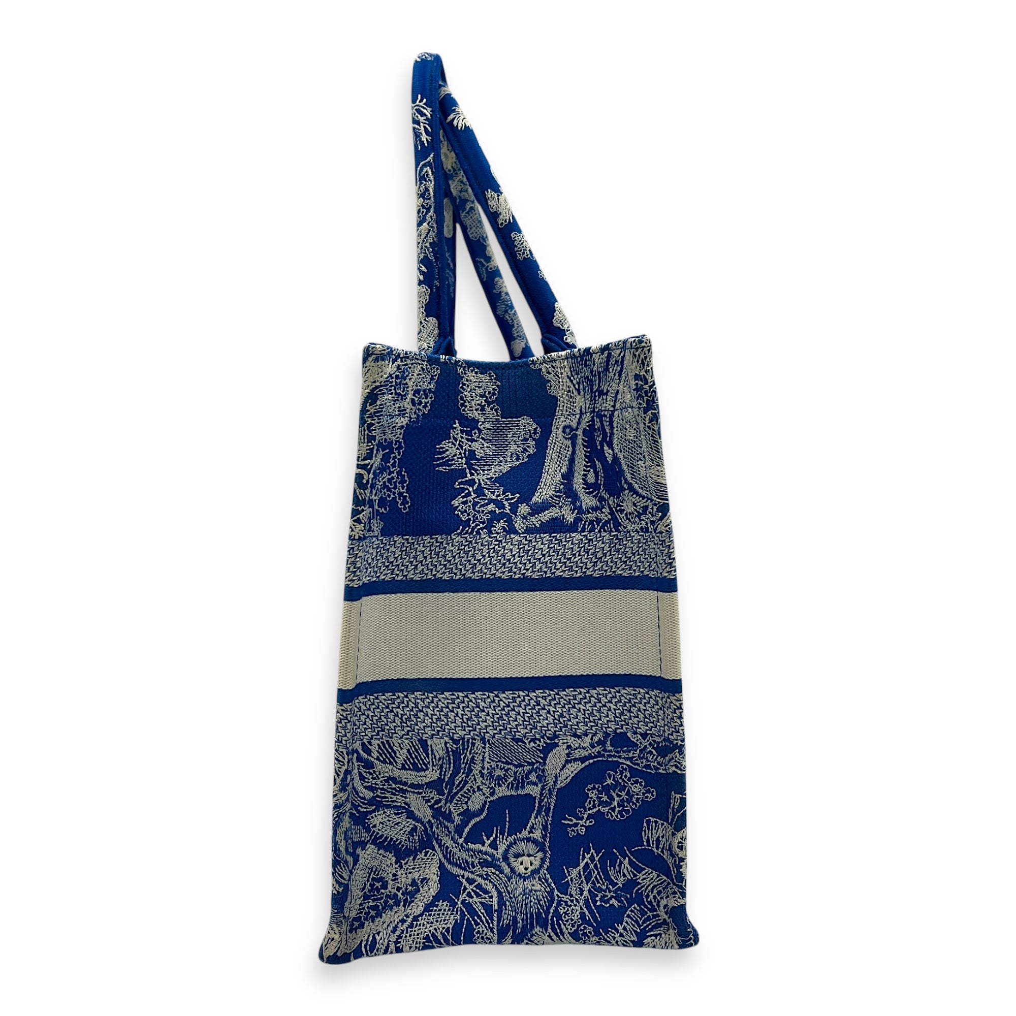 Book Tote Medium Blue (with initial) Tote Bag in Canvas