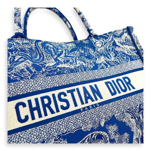 Book Tote Medium Blue (with initial) Tote Bag in Canvas