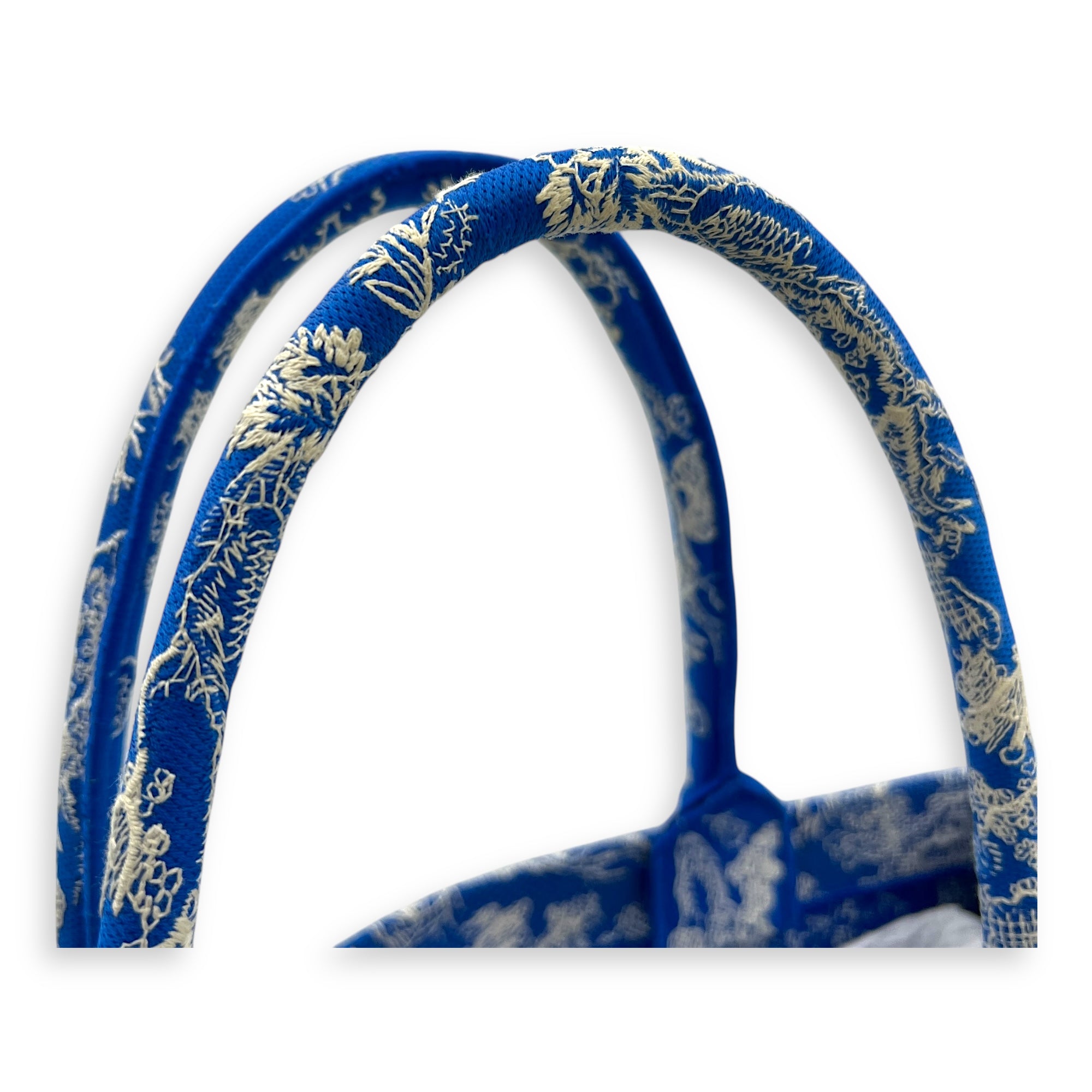 Book Tote Medium Blue (with initial) Tote Bag in Canvas