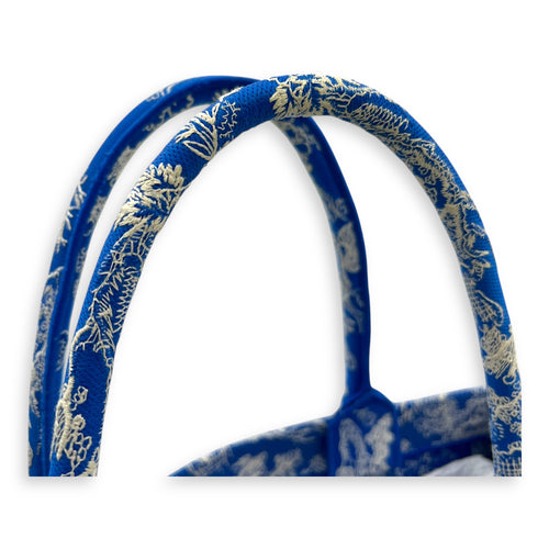 Book Tote Medium Blue (with initial) Tote Bag in Canvas