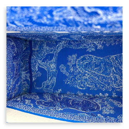 Book Tote Medium Blue (with initial) Tote Bag in Canvas