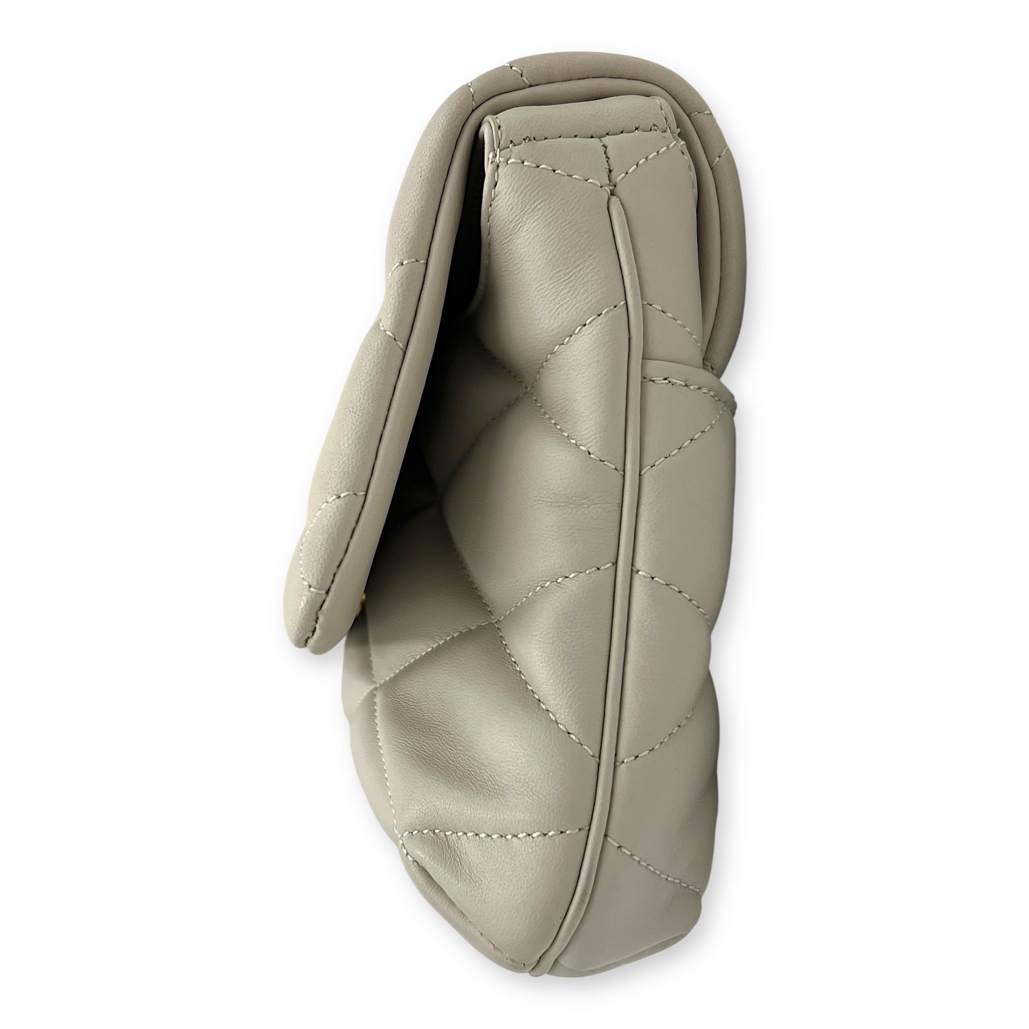 Le 57 Shoulder Bag White in Lambskin, Gold hardware