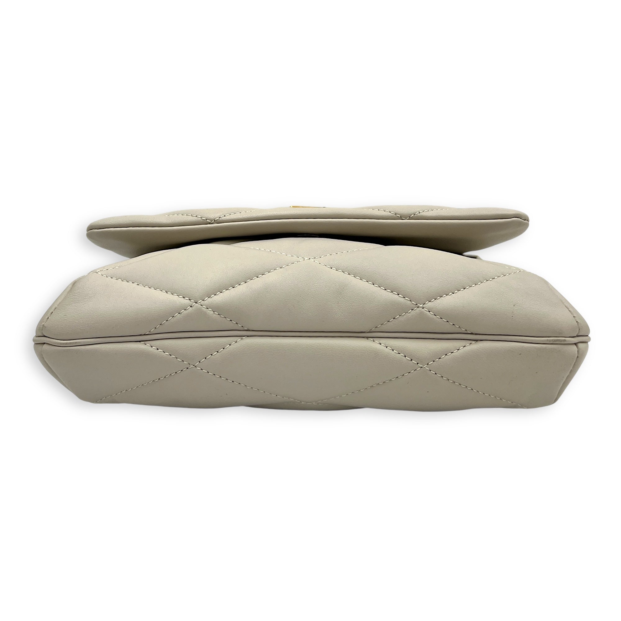 Le 57 Shoulder Bag White in Lambskin, Gold hardware