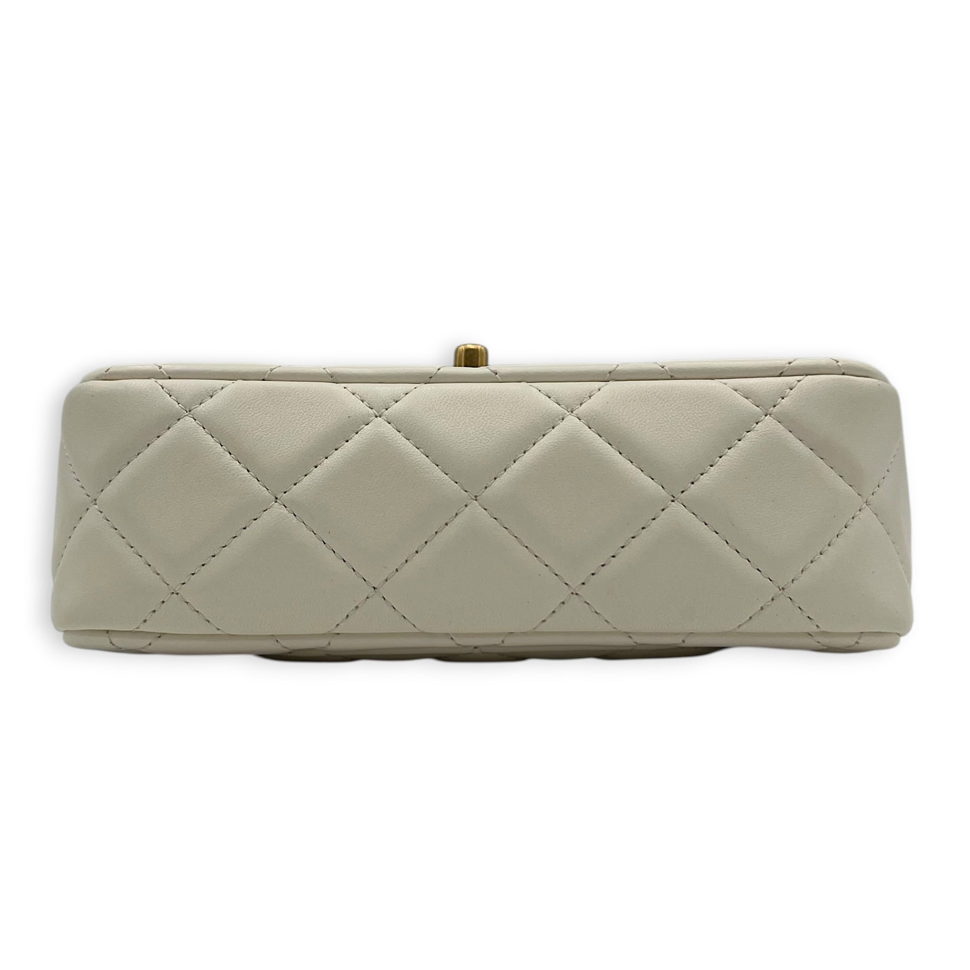Rectangle Pearl Chain Shoulder Bag White in Lambskin, Gold hardware