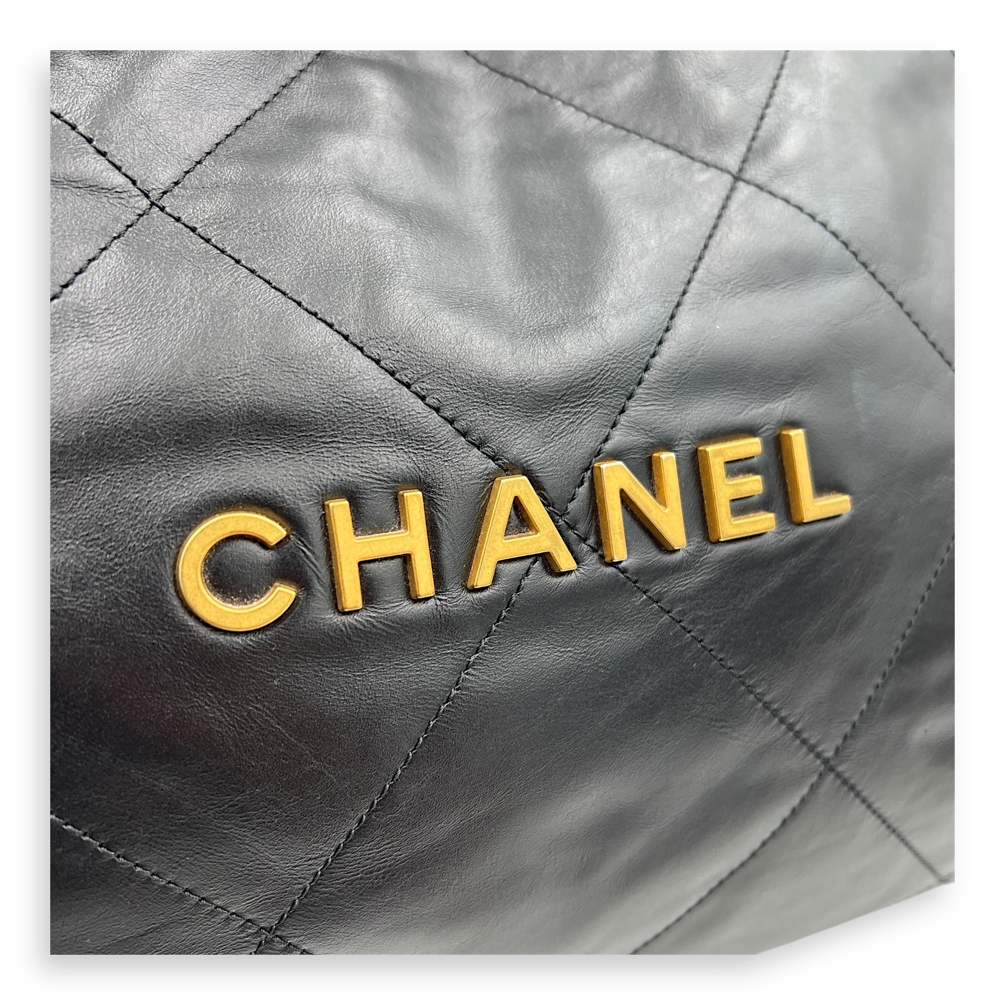 22 Tote Shoulder Bag Black in Calfskin, Gold hardware