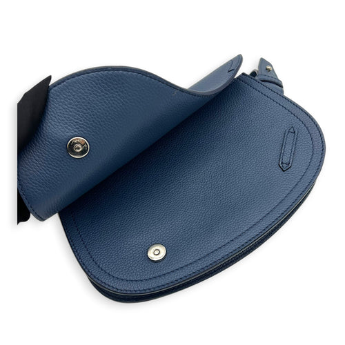 Saddle Crossbody Bag Blue in Calfskin, Silver hardware