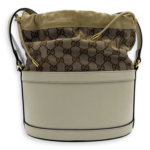 Horsebit 1955 Shoulder Bag White in Calfskin, Gold hardware