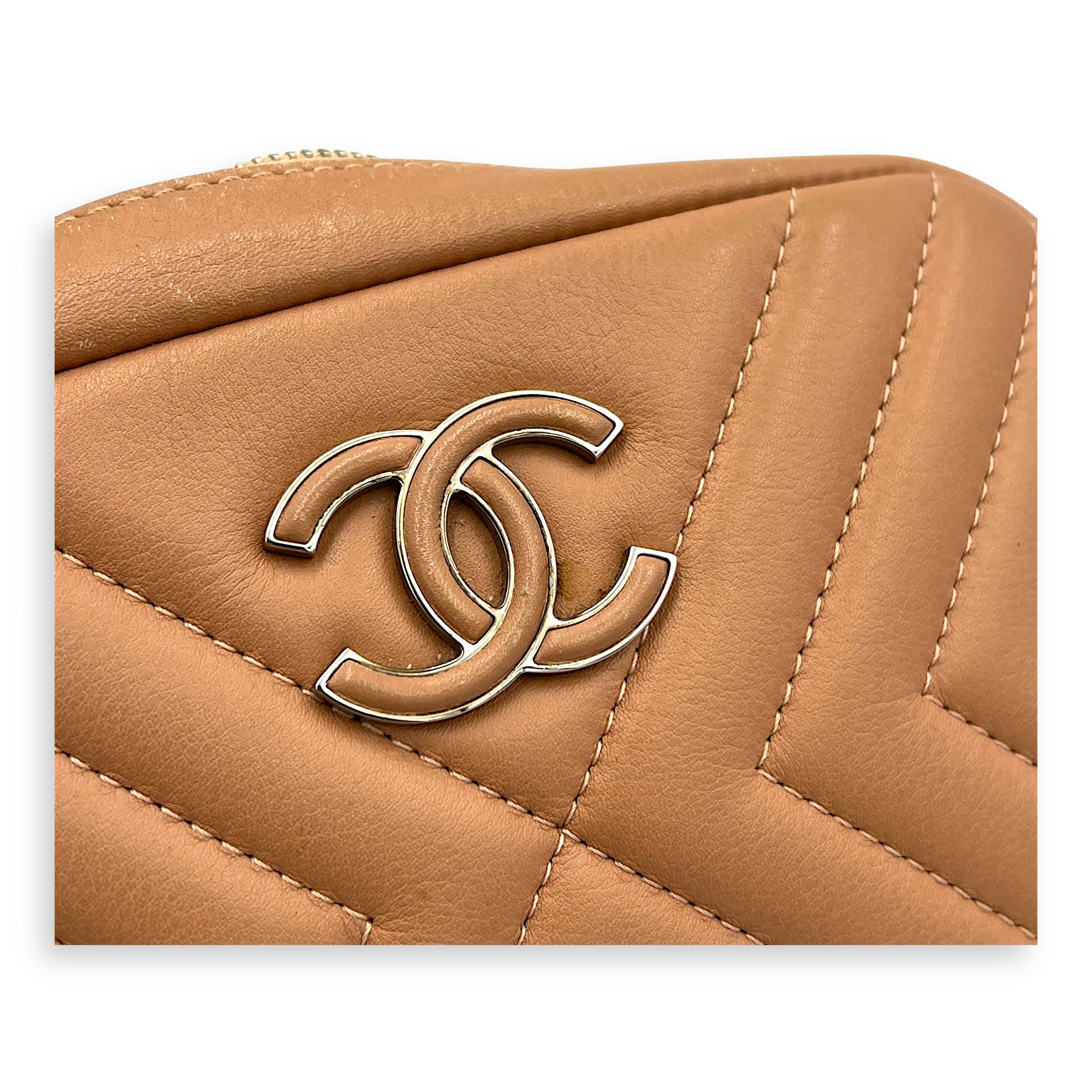 CC Camera Brown Crossbody Bag in Calfskin, Silver hardware