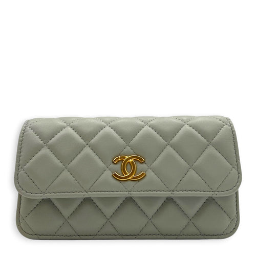 CC Pearl and Heart Chain Wallet On Chain Blue in Lambskin, Gold hardware
