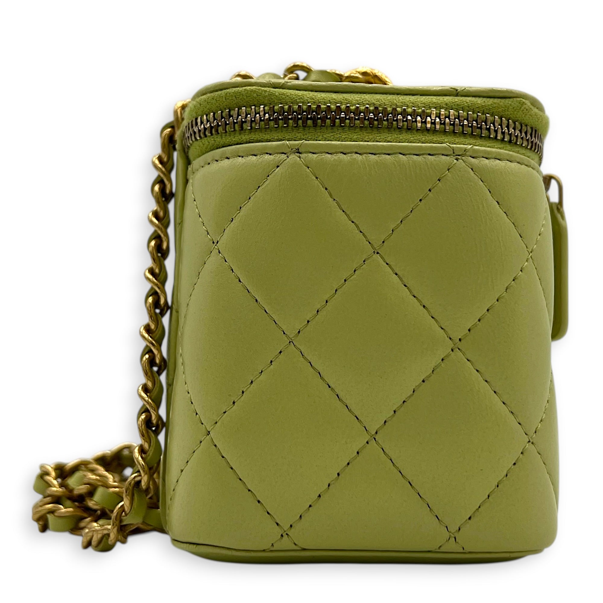 CC Vanity Bag Green in Lambskin, Gold hardware