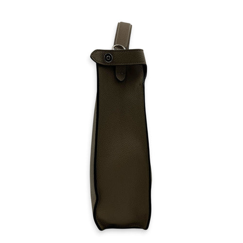X-Lite Peekaboo Top Handle Bag Beige in Calfskin, Gold hardware