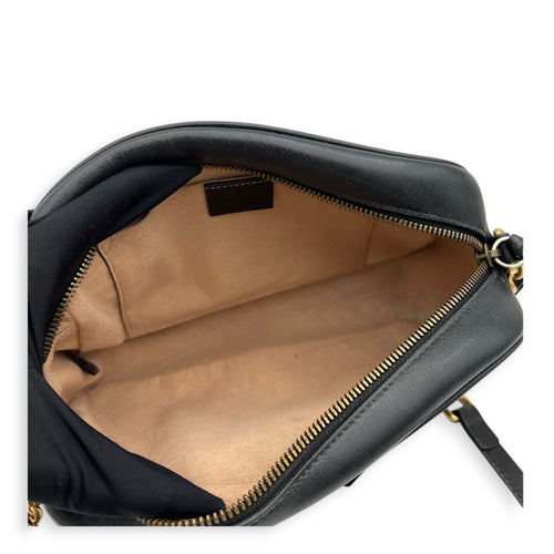 GG Marmont Shoulder Bag Black in Calfskin, Gold hardware