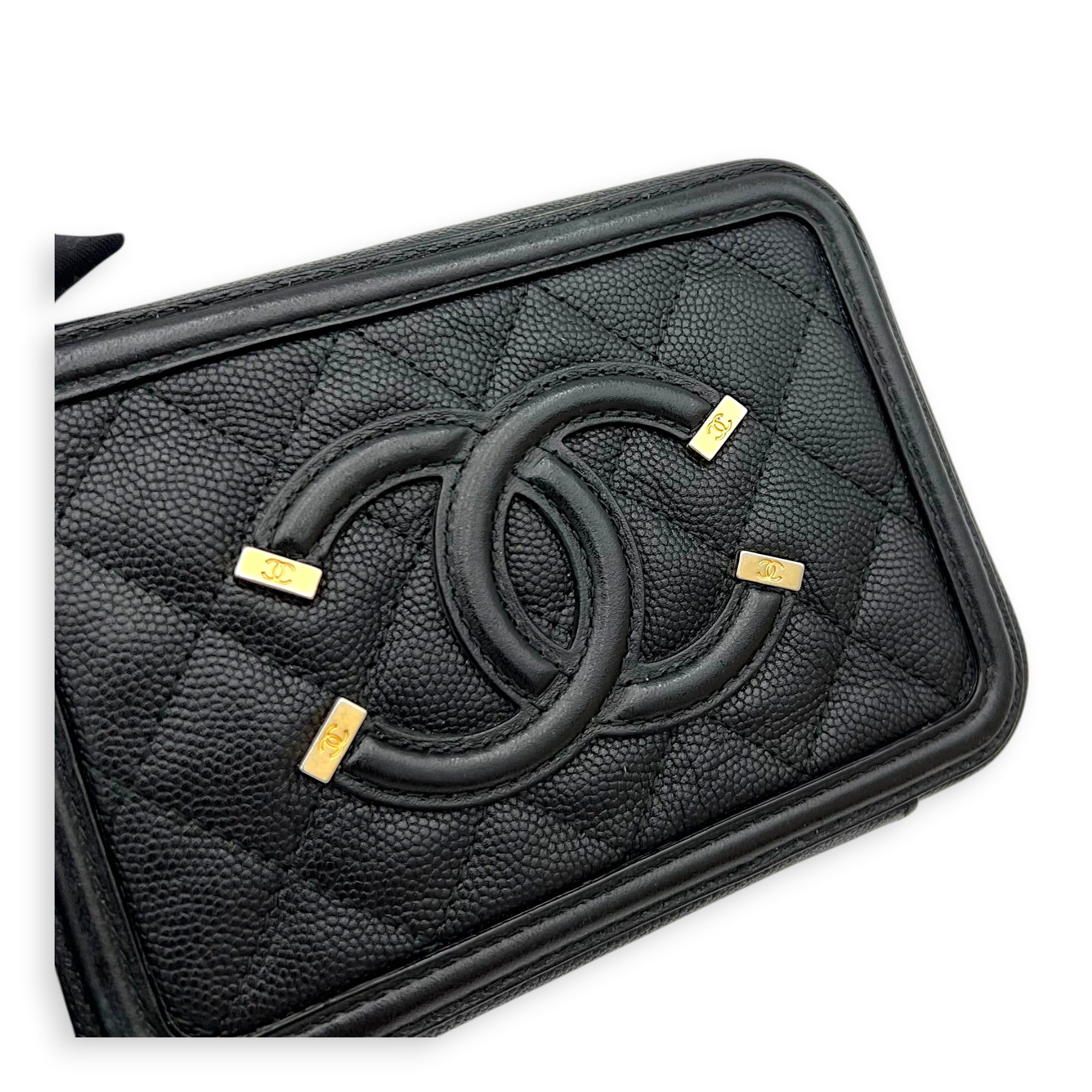 Filigree Shoulder Bag Black in Caviar Leather, Gold hardware