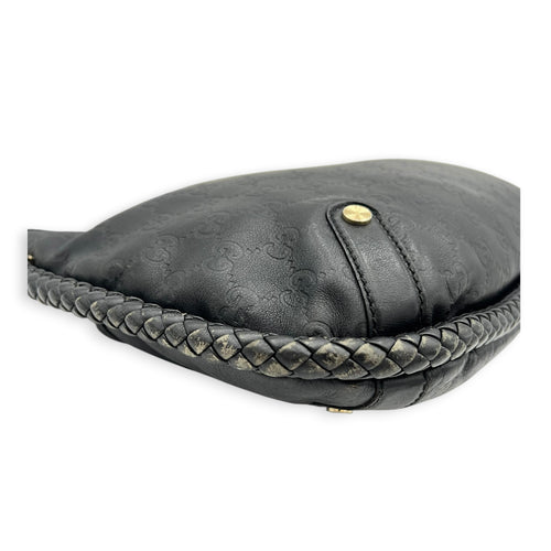Britt Shoulder Bag Black in Calfskin, Gold hardware