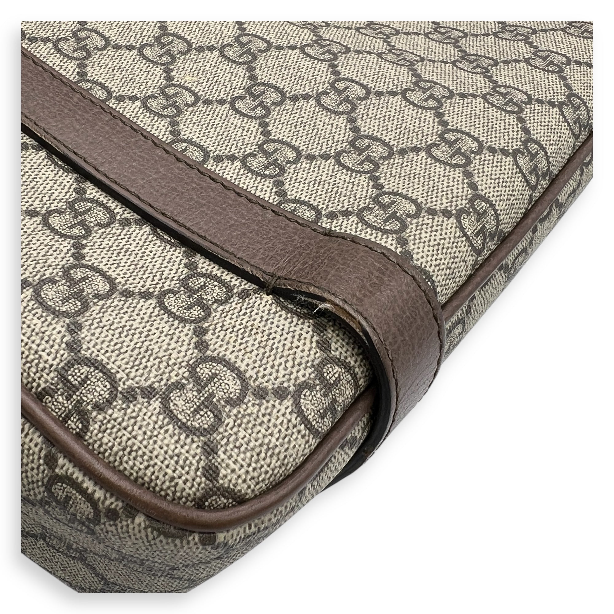 GG Supreme Messenger Brown in Coated Canvas, Silver hardware