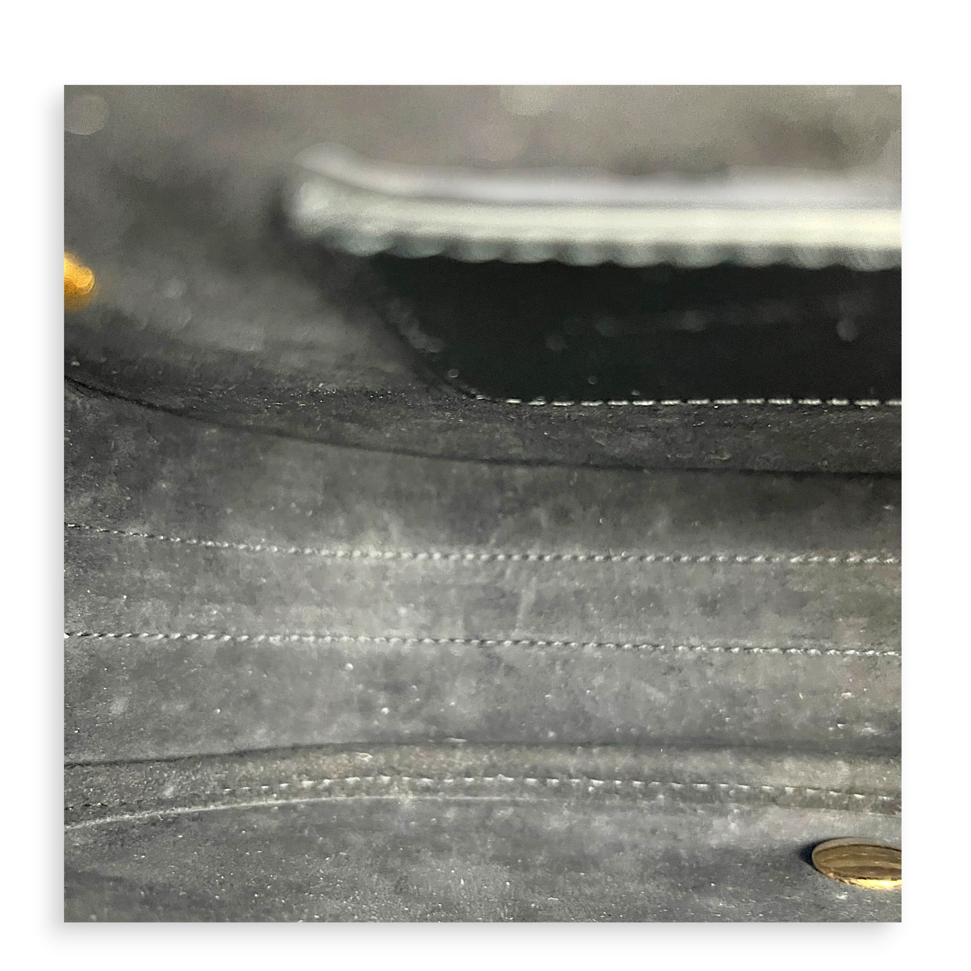 Bobby Shoulder Bag Black in Calfskin, Gold hardware