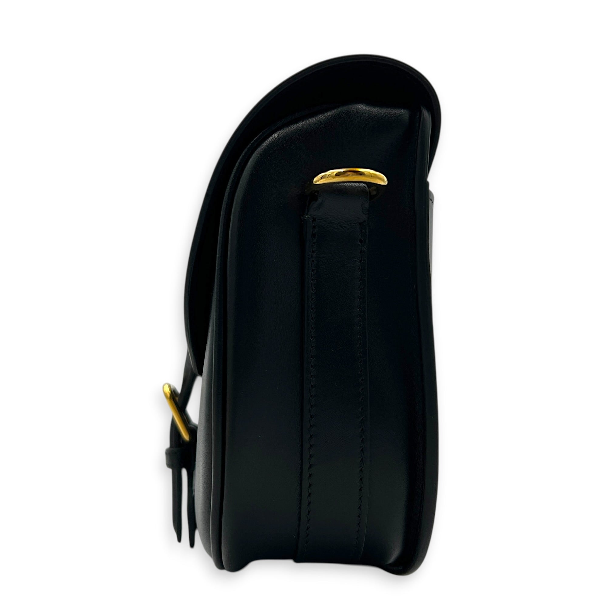 Bobby Shoulder Bag Black in Calfskin, Gold hardware