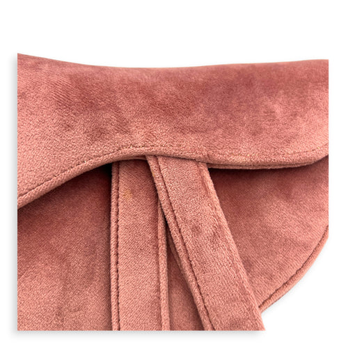Saddle Shoulder Bag Pink in Velvet, Gold hardware